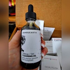 Bambu Earth Cleansing Oil